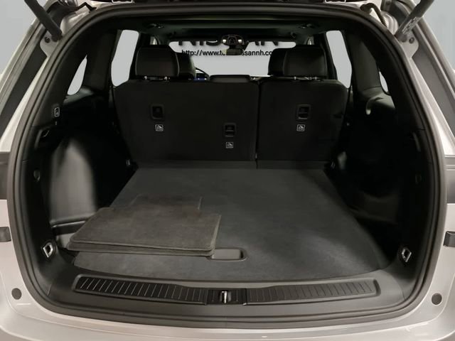 Used 2022 Jeep Grand Cherokee Altitude image 24