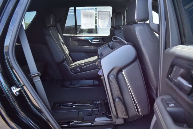 Used 2025 GMC Yukon Elevation AWD/4WD image 45