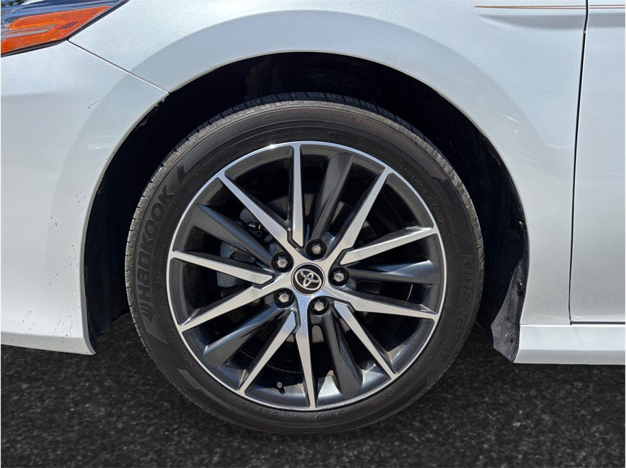 Used 2023 Toyota Camry XLE FWD image 13