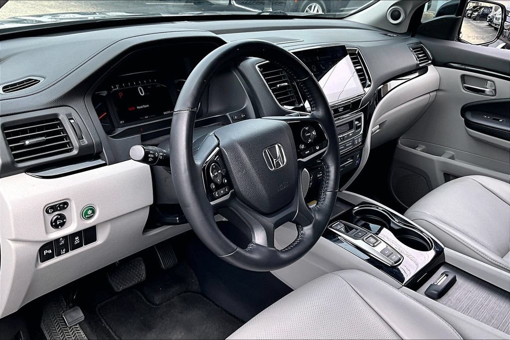 Used 2020 Honda Pilot Elite image 17