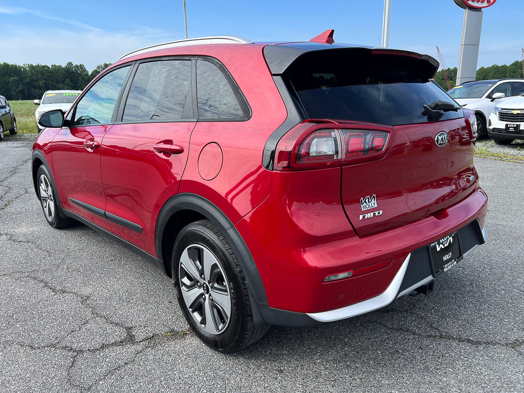 Used 2019 Kia Niro EX w/ Option Group 040 FWD image 3