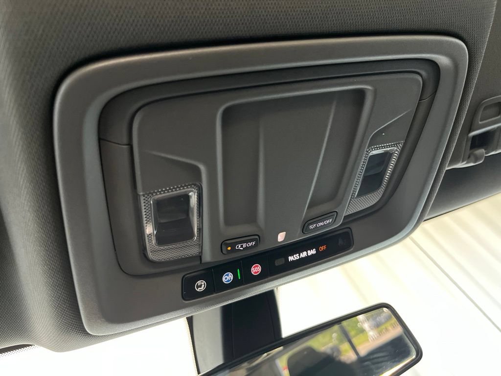 Used 2020 Chevrolet Silverado 1500 RST AWD/4WD image 15