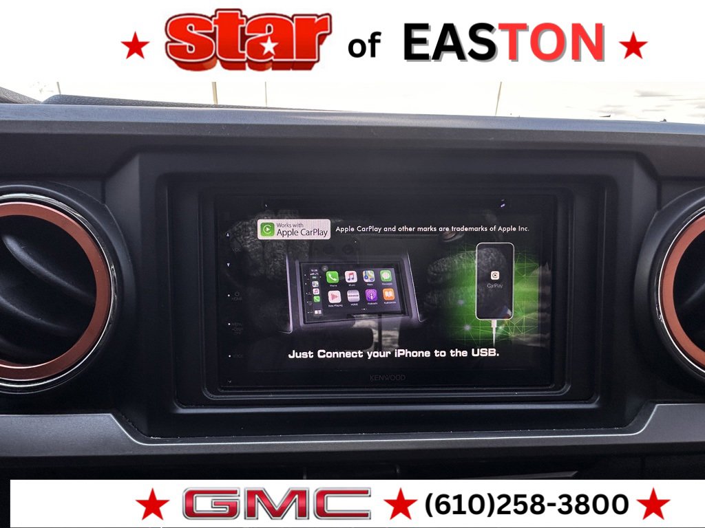 Used 2018 Toyota Tacoma SR5 w/ Exterior Package image 20