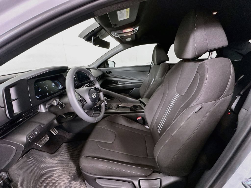Certified 2026 Hyundai Elantra Sport FWD image 20