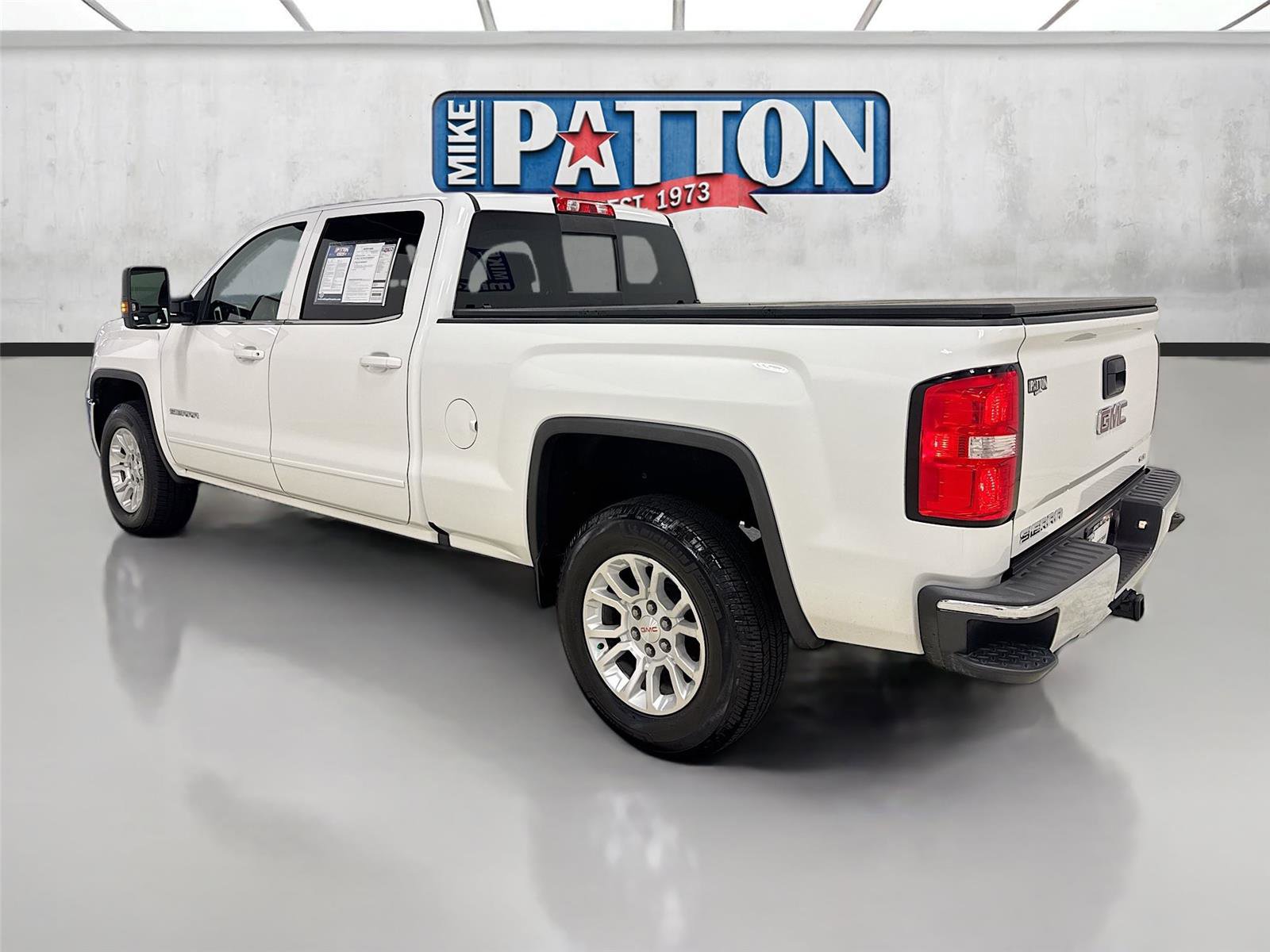 Used 2018 GMC Sierra 1500 SLE w/ Max Trailering Package AWD/4WD image 5