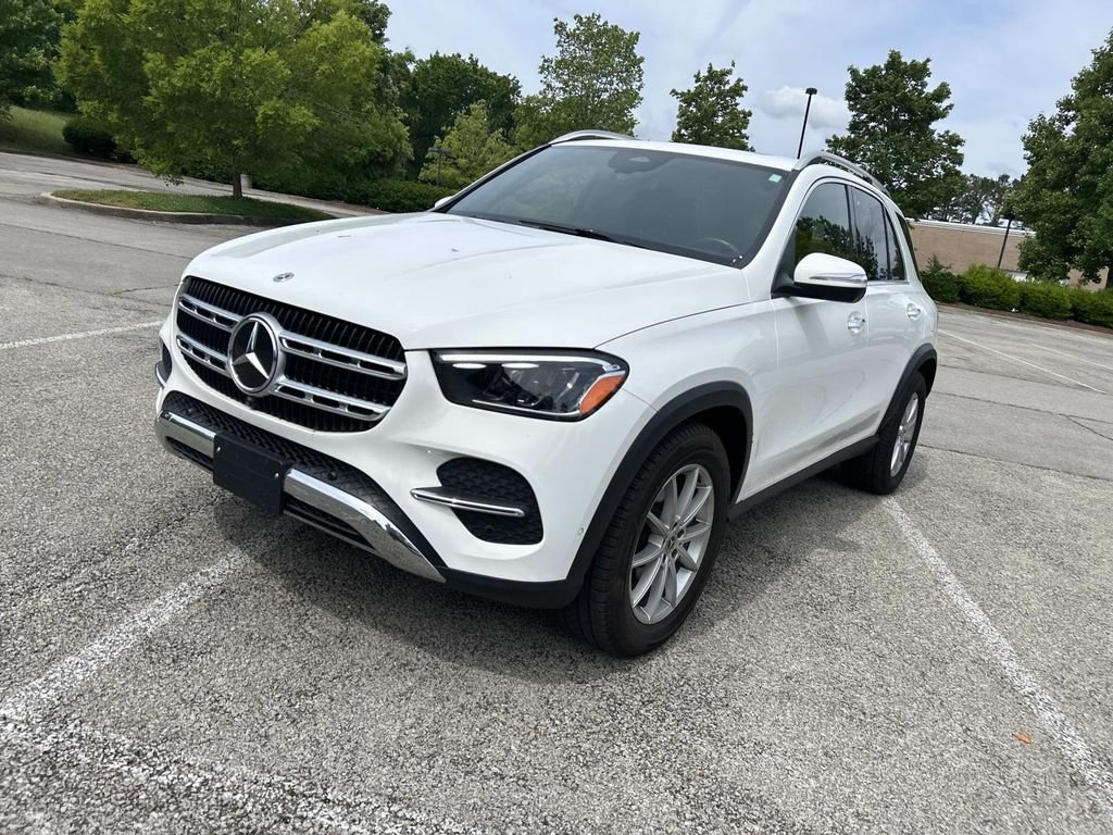 Used 2024 Mercedes-Benz GLE 450e 4MATIC image 3