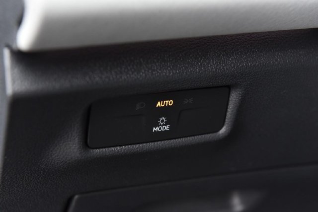 New 2027 Volkswagen Tiguan SE R-Line AWD/4WD image 11