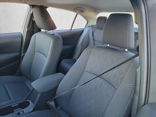 Used 2025 Toyota Corolla LE image 13
