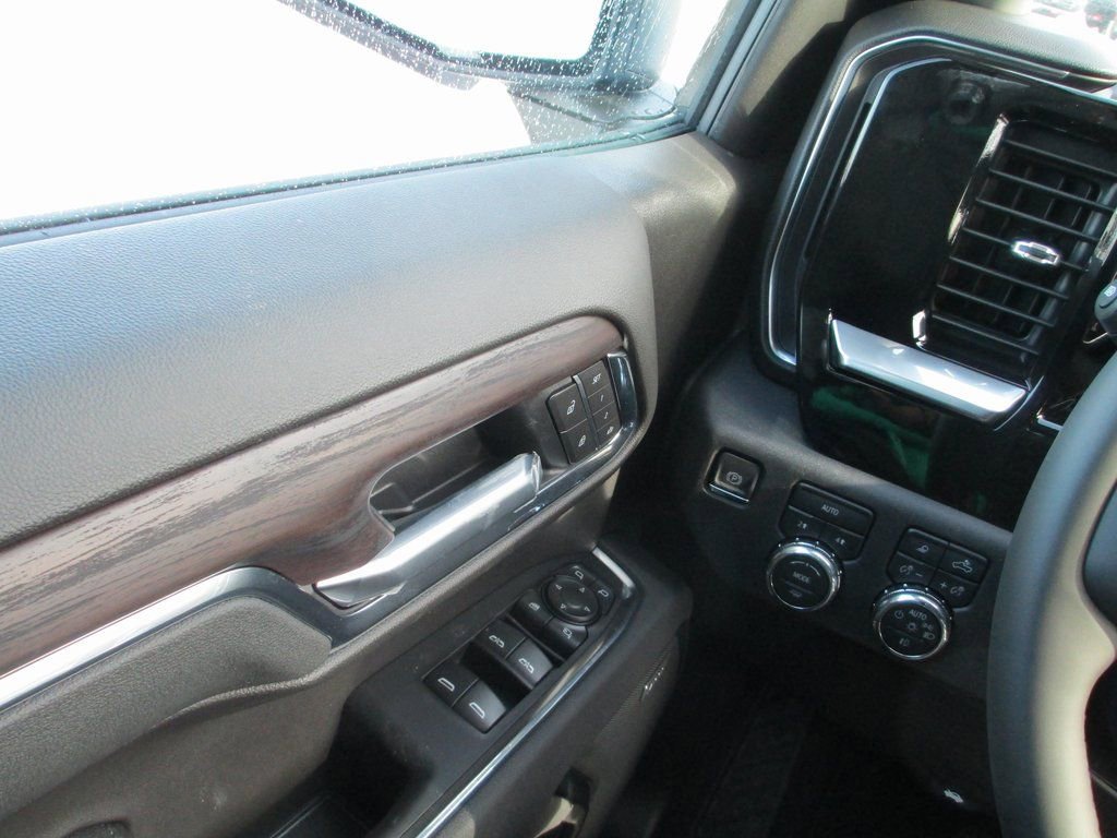 New 2026 GMC Sierra 1500 SLT w/ SLT Convenience Package image 19