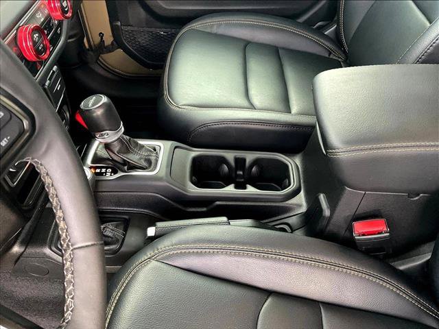 Used 2025 Jeep Gladiator Sport AWD/4WD image 14