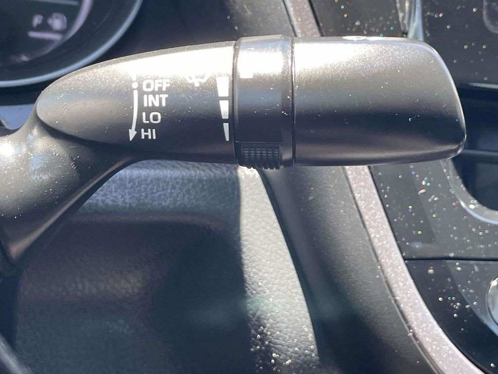 Used 2023 Toyota Camry SE FWD image 29