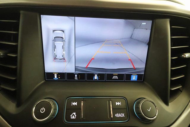 Used 2023 GMC Acadia AT4 w/ Technology Package image 16