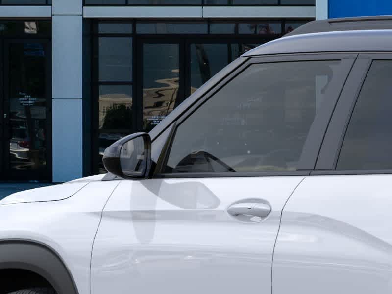 New 2026 Chevrolet TrailBlazer RS w/ Driver Confidence Package FWD image 12