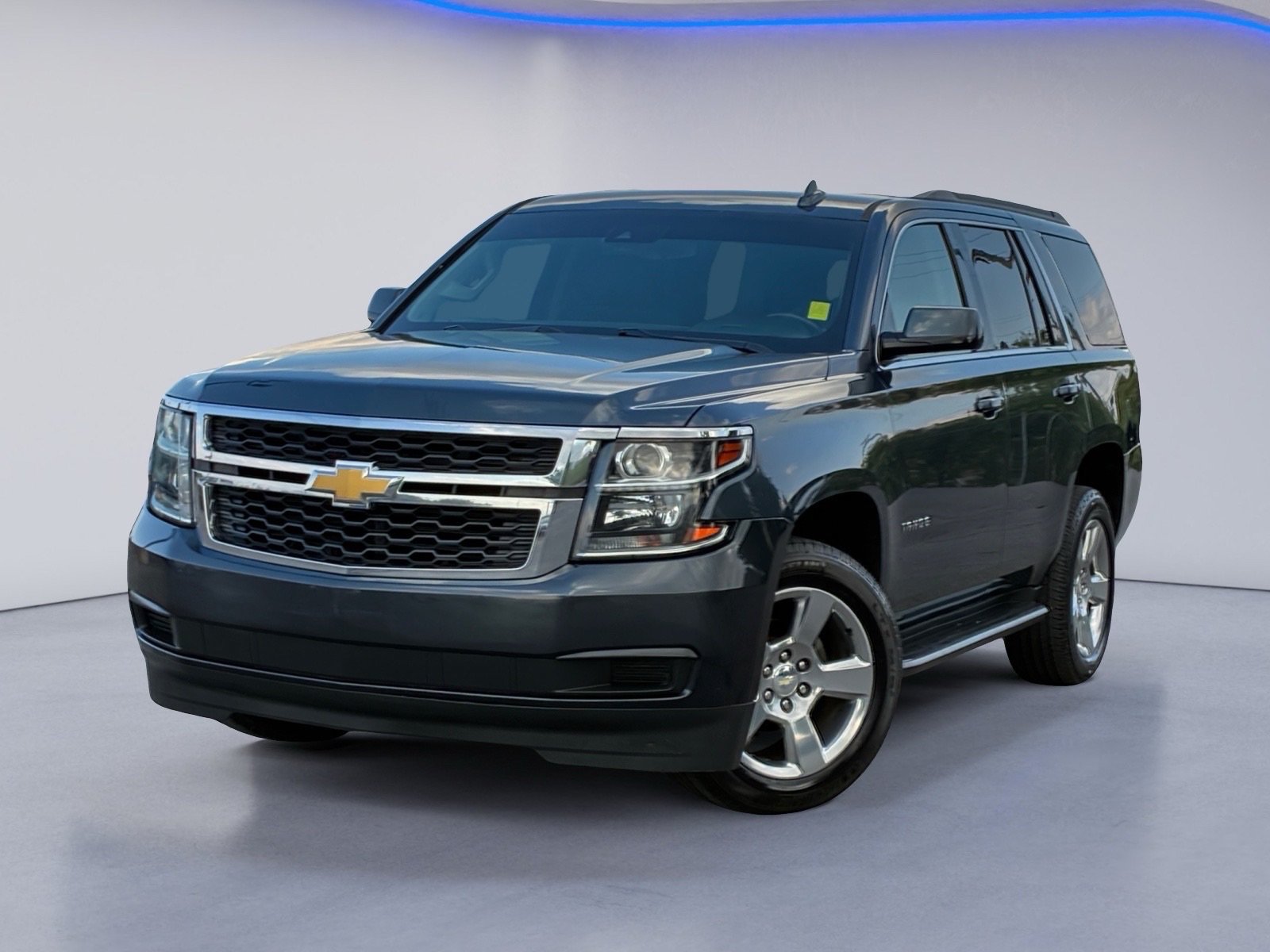 Used 2019 Chevrolet Tahoe LS w/ Enhanced Driver Alert Package RWD image 2
