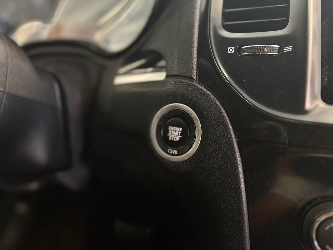 Used 2017 Chrysler 300 S image 25