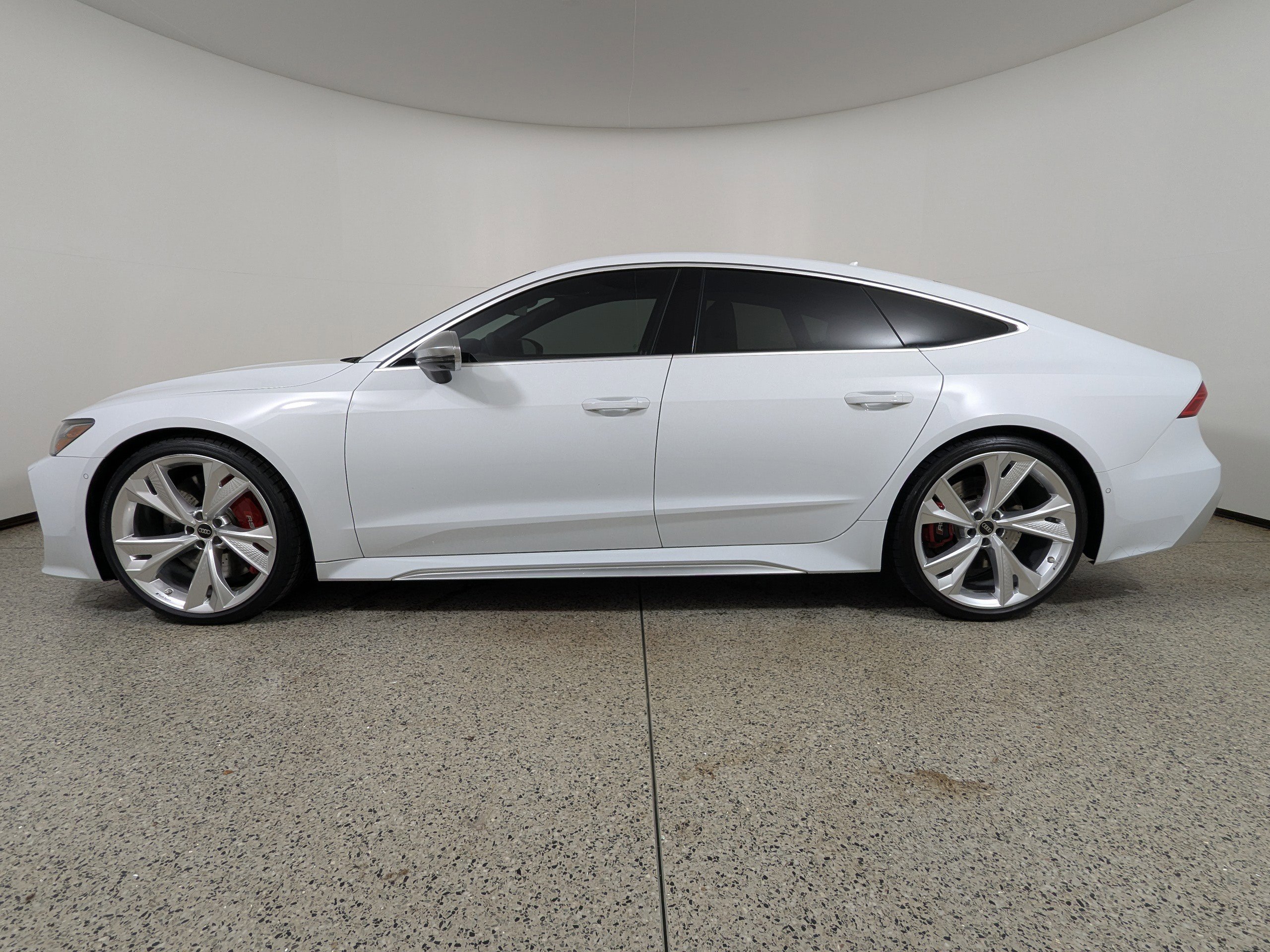 Certified 2023 Audi RS 7 Sportback AWD/4WD image 4