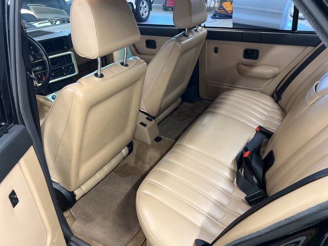 Used 1988 BMW M5 image 26