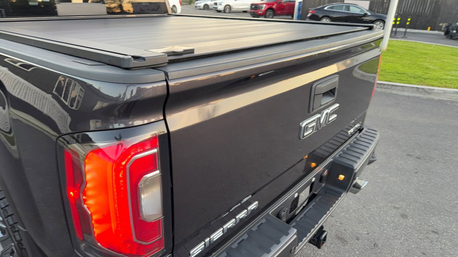 Used 2016 GMC Sierra 1500 Denali w/ Denali Ultimate Package image 40