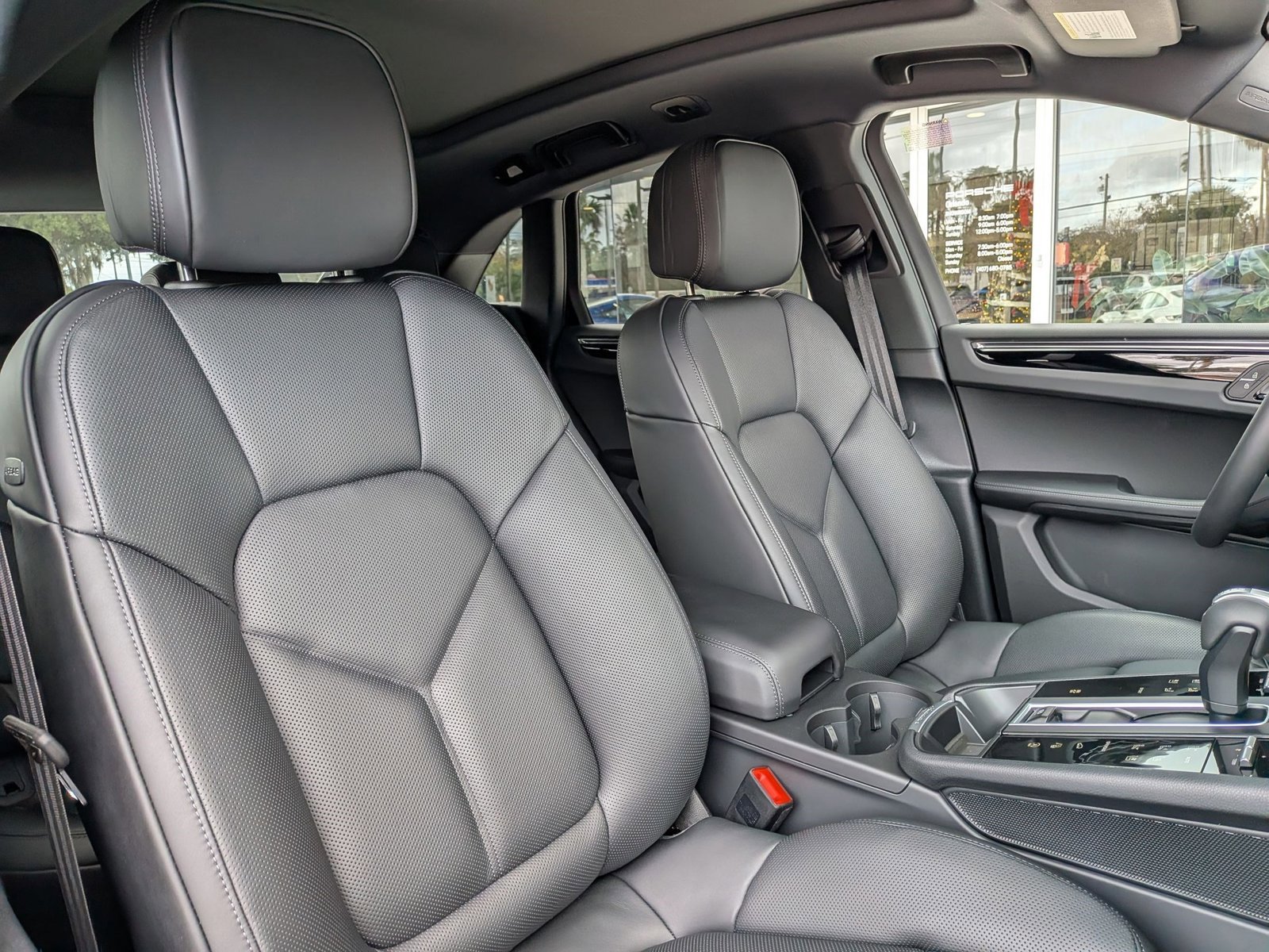 New 2026 Porsche Macan image 26