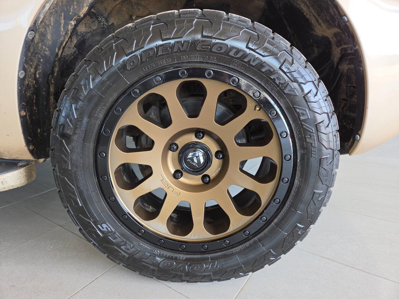 Used 2011 Toyota Sequoia Platinum AWD/4WD image 9