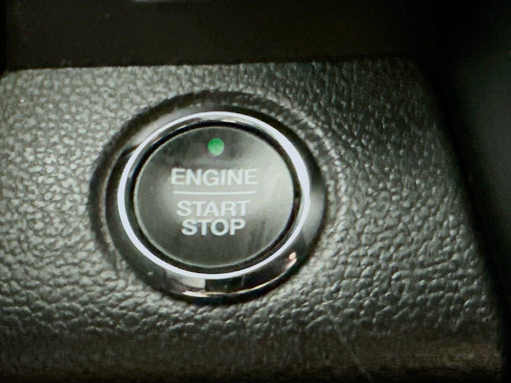 Used 2018 Ford Expedition Limited w/ Equipment Group 301A image 28