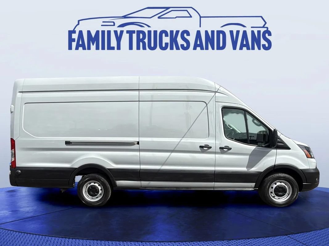 Used 2023 Ford Transit 250 148 High Roof Extended RWD image 6