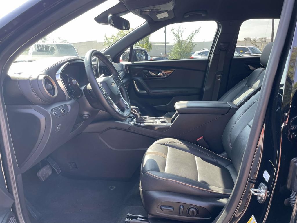 Used 2023 Chevrolet Blazer Premier w/ Enhanced Convenience Package FWD image 13