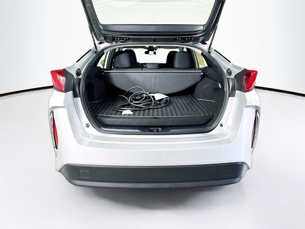 Used 2020 Toyota Prius Prime LE image 26