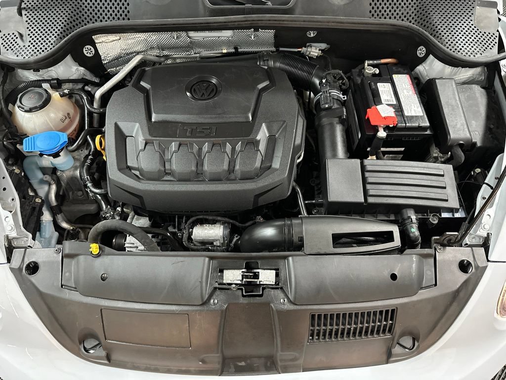 Used 2019 Volkswagen Beetle 2.0T SE FWD image 35