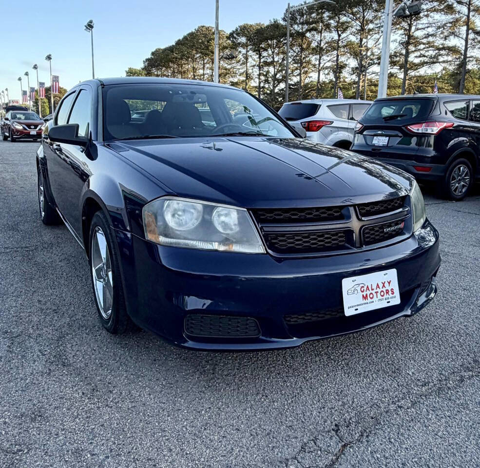 Used 2013 Dodge Avenger SE FWD image 2