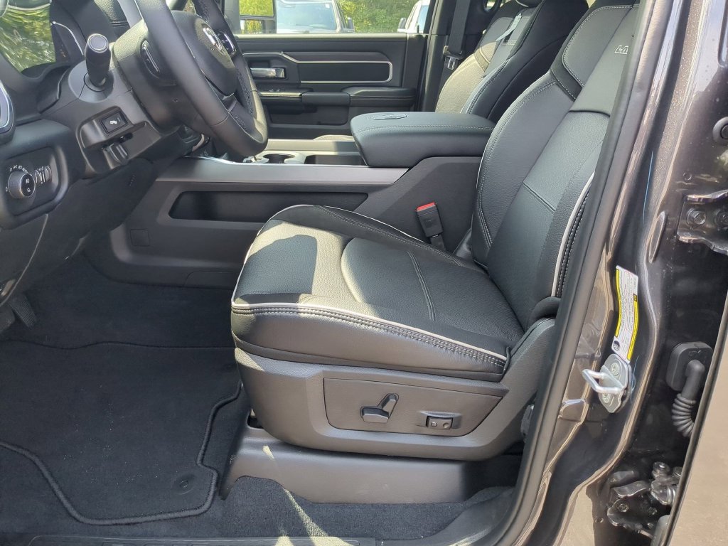 New 2026 RAM 2500 Laramie w/ Night Edition AWD/4WD image 16