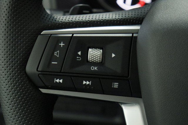 New 2026 Mitsubishi Outlander SE FWD image 9