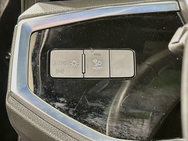 Used 2024 Audi Q3 2.0T Premium AWD/4WD image 11
