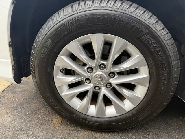 Used 2018 Lexus GX 460 Premium w/ Premium Package AWD/4WD image 7