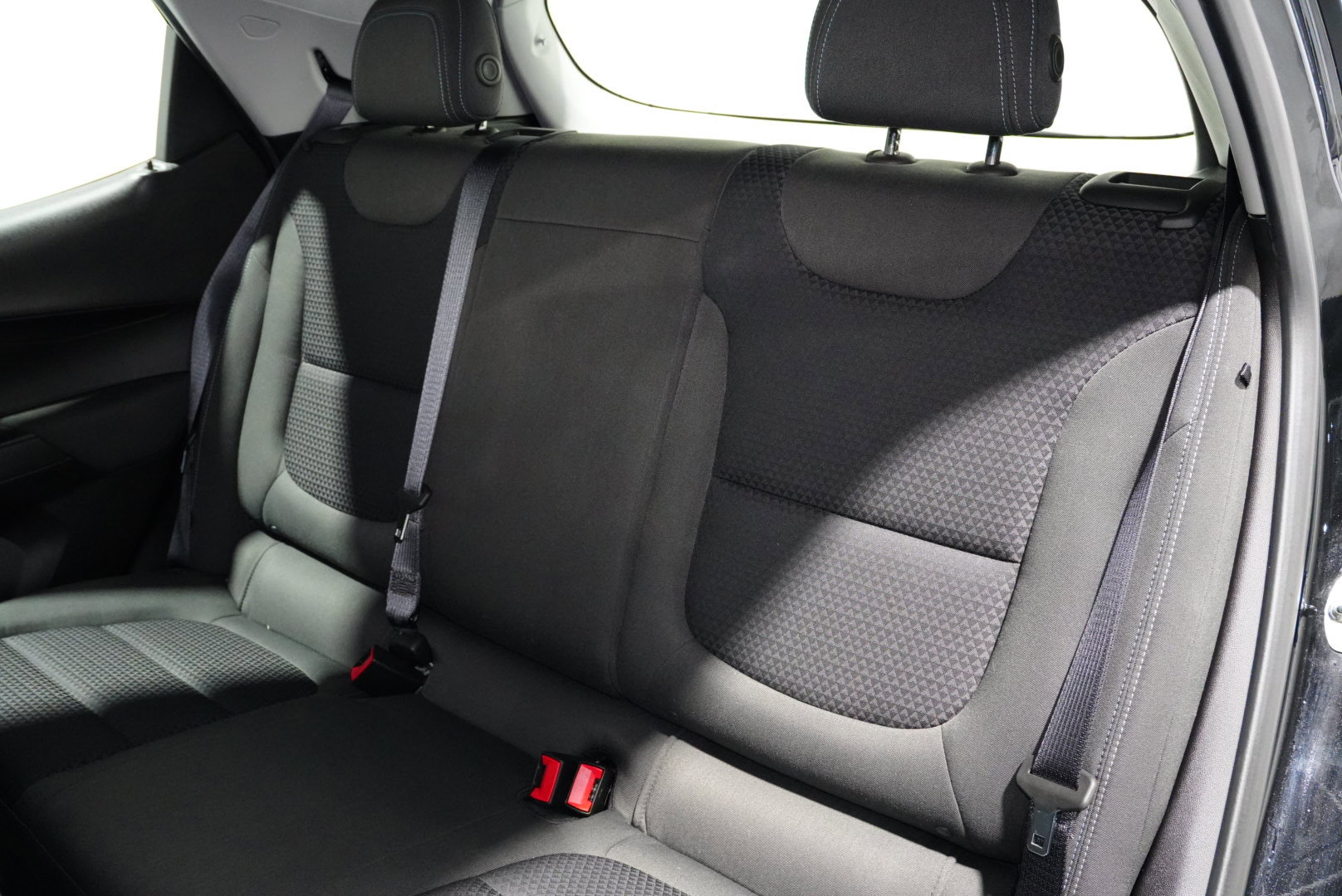 Used 2022 Chevrolet Bolt LT image 17