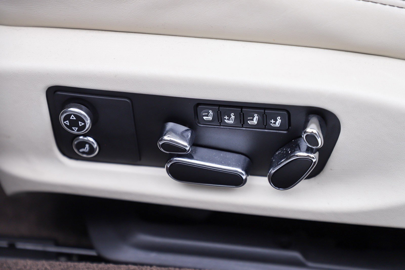 Used 2022 Bentley Continental GT AWD/4WD image 39