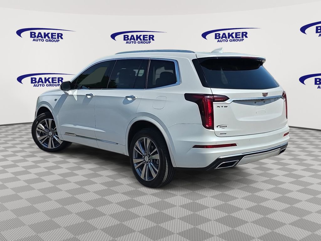 Used 2025 Cadillac XT6 Premium Luxury w/ LPO, Floor Liner Package AWD/4WD image 5