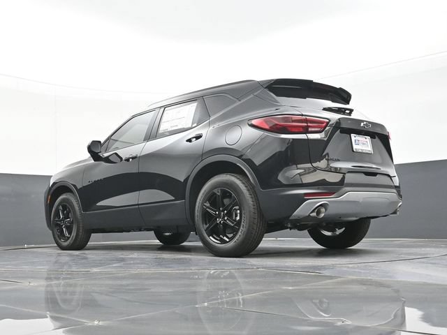 New 2026 Chevrolet Blazer LT w/ Midnight/Sport Edition FWD image 37