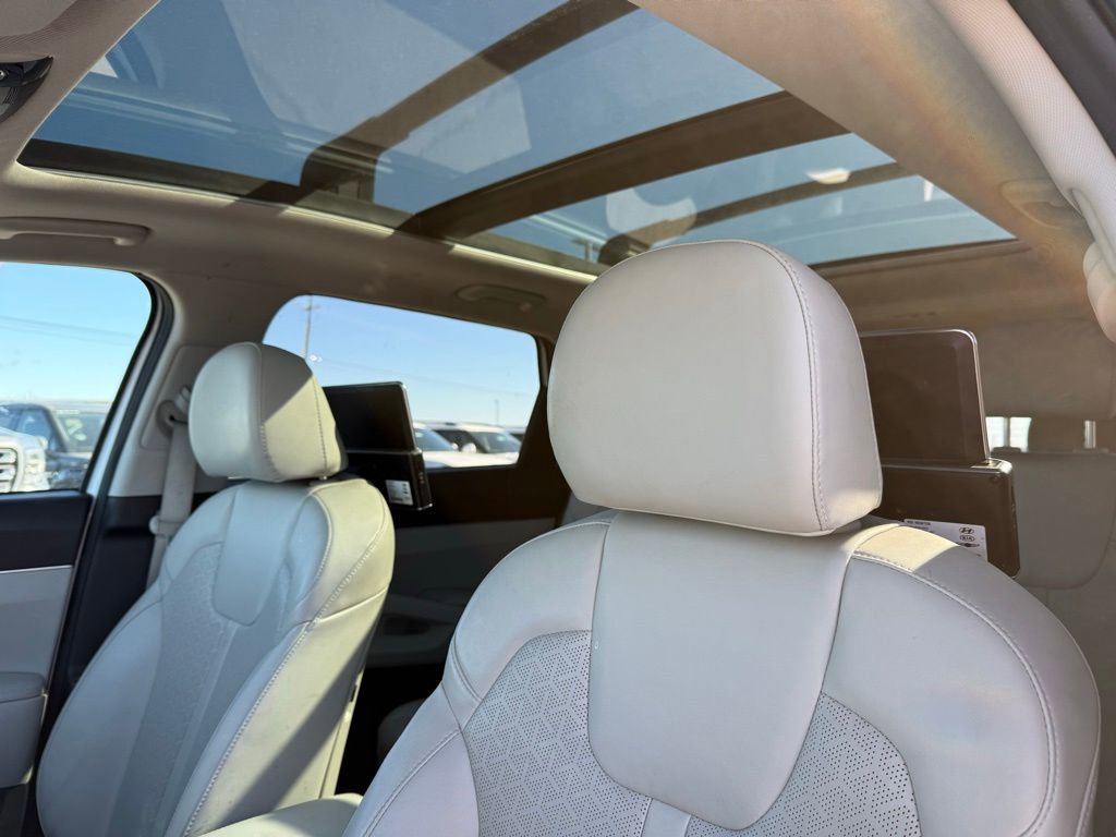 Used 2022 Kia Sorento EX w/ Panoramic Sunroof Package image 22