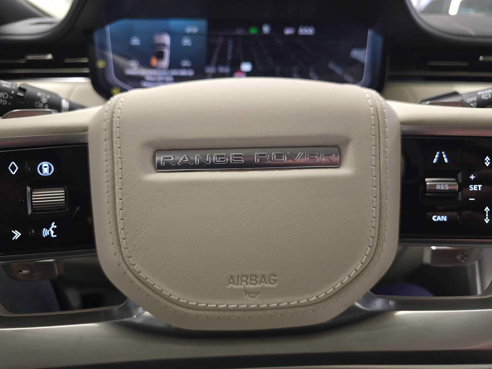 New 2025 Land Rover Range Rover SV AWD/4WD image 24