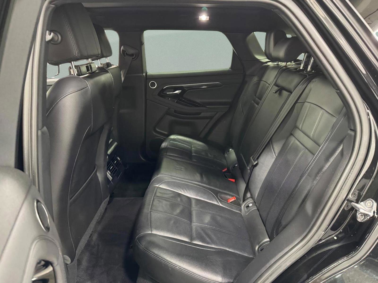 Used 2020 Land Rover Range Rover Evoque S image 9