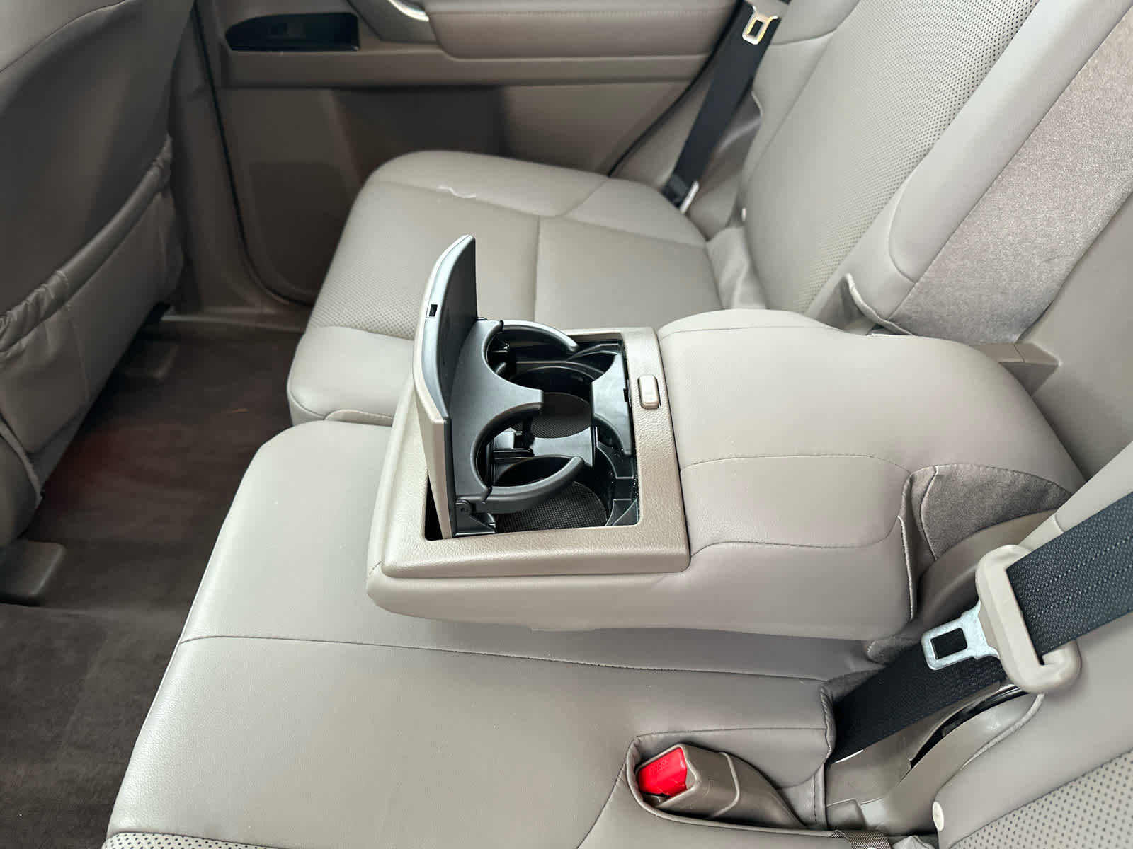 Used 2018 Lexus GX 460 w/ Navigation Package image 21