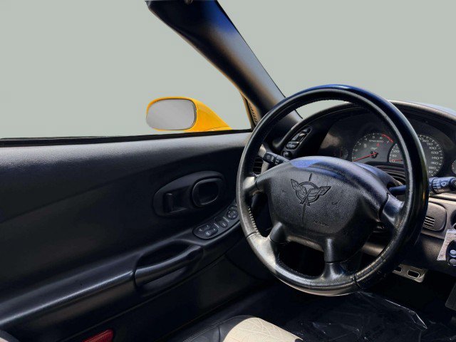 Used 2003 Chevrolet Corvette Convertible w/ Preferred Equipment Group1 RWD image 11