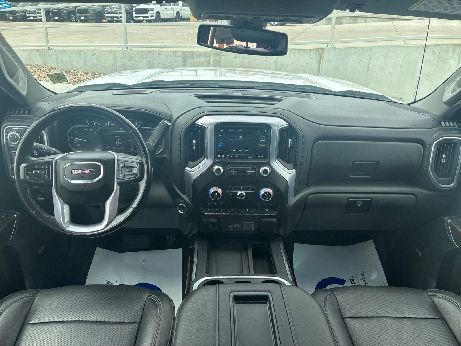 Used 2019 GMC Sierra 1500 SLT w/ SLT Premium Plus Package AWD/4WD image 17
