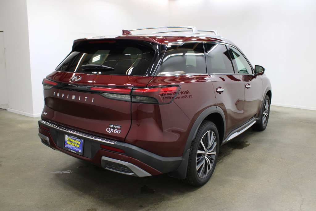 Used 2023 INFINITI QX60 Sensory w/ Vision Package AWD/4WD image 5