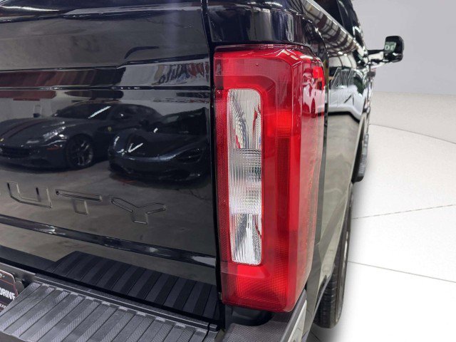 Used 2025 Ford F250 XLT image 13