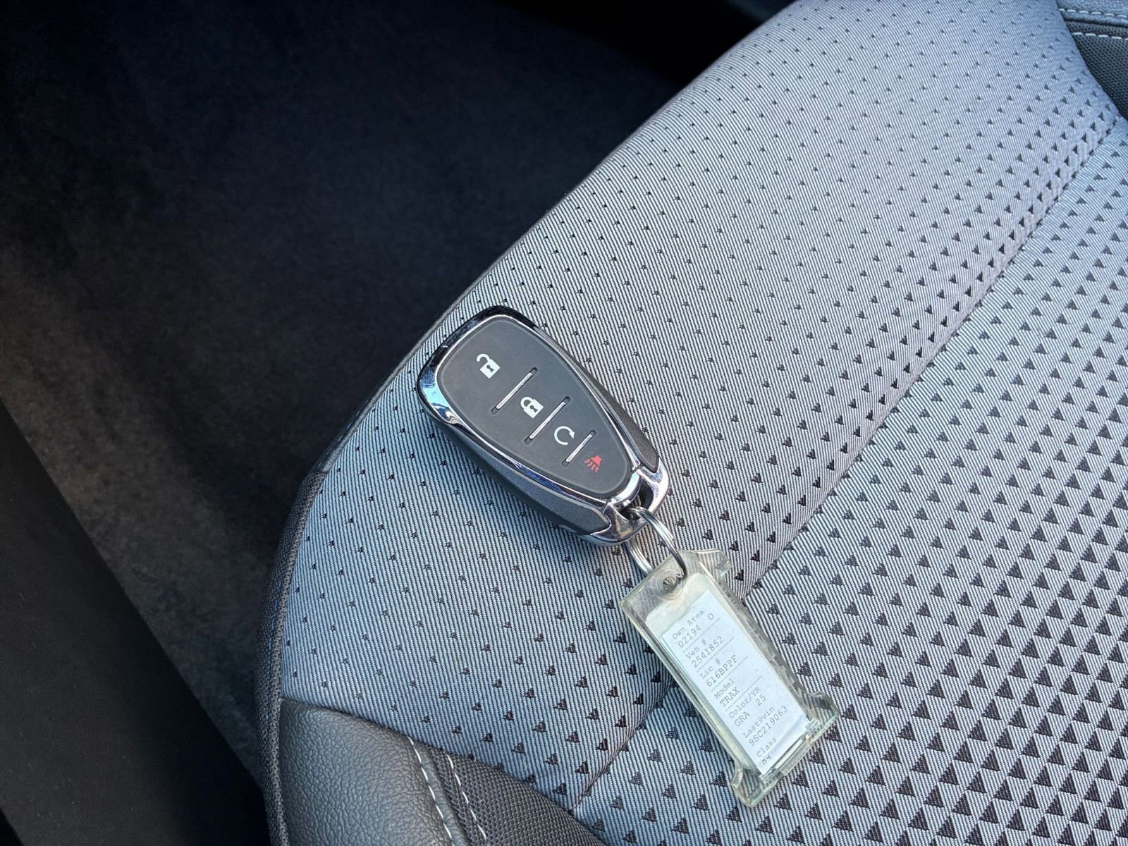 Used 2025 Chevrolet Trax LT image 21