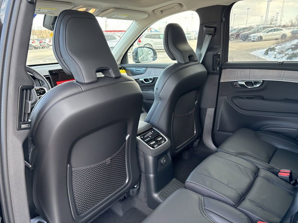 New 2026 Volvo XC90 T8 Ultra w/ Protection Package Premier image 34