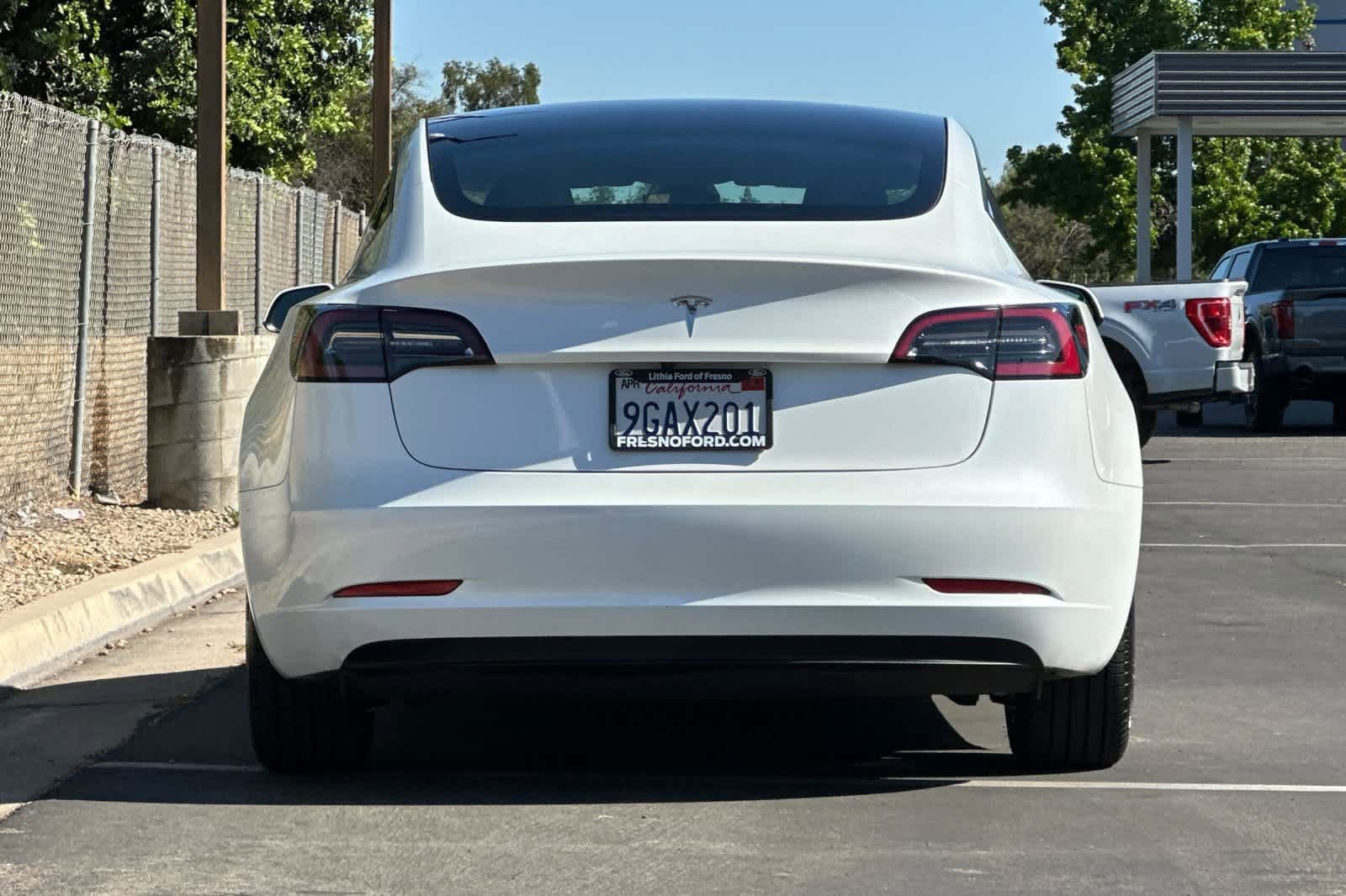 Used 2023 Tesla Model 3 Standard Range RWD image 7
