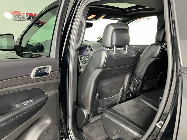 Used 2018 Jeep Grand Cherokee Altitude AWD/4WD image 27